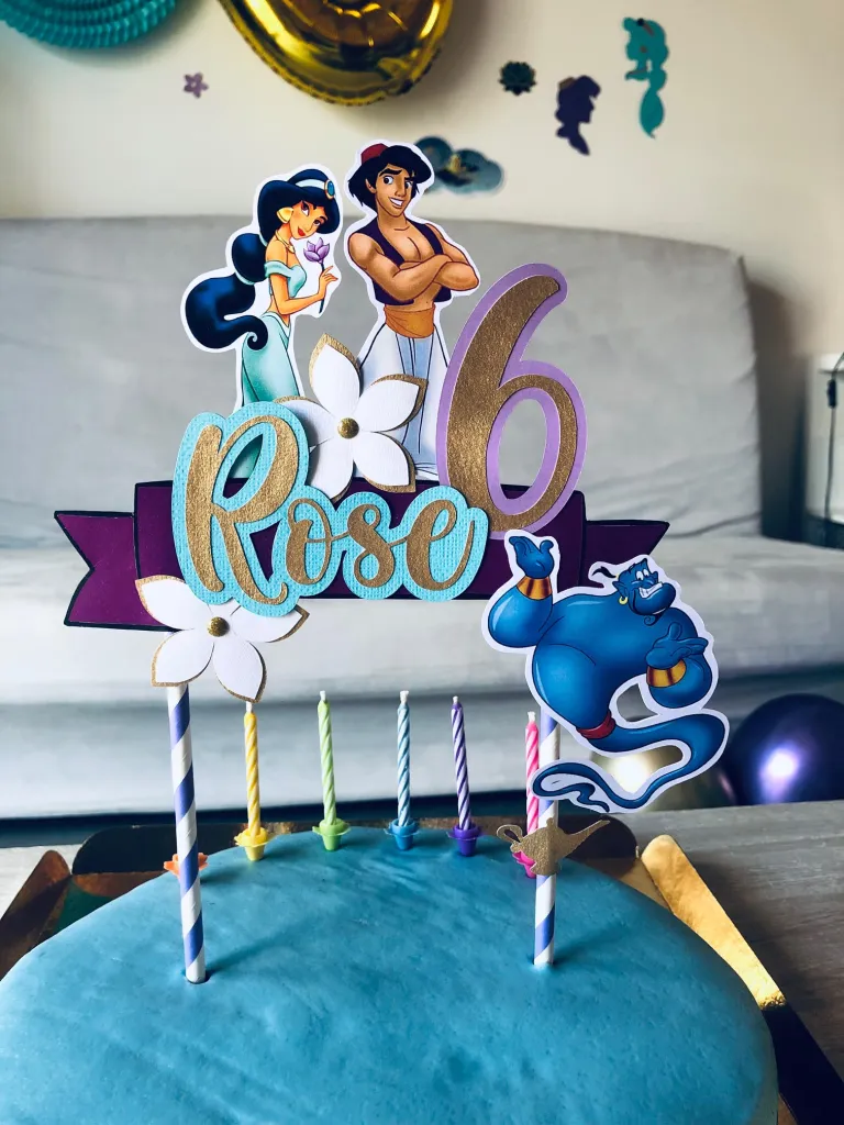 Kit anniversaire Princesse rose à imprimer 2 - Fanions et Cake toppers avec  Tête à modeler